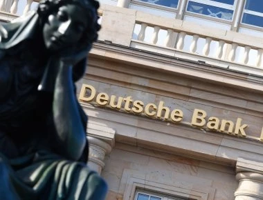 Δεύτερη μέρα ελέγχου στα γραφεία της Deutsche Bank για ξέπλυμα χρήματος - Πέφτει η μετοχή της